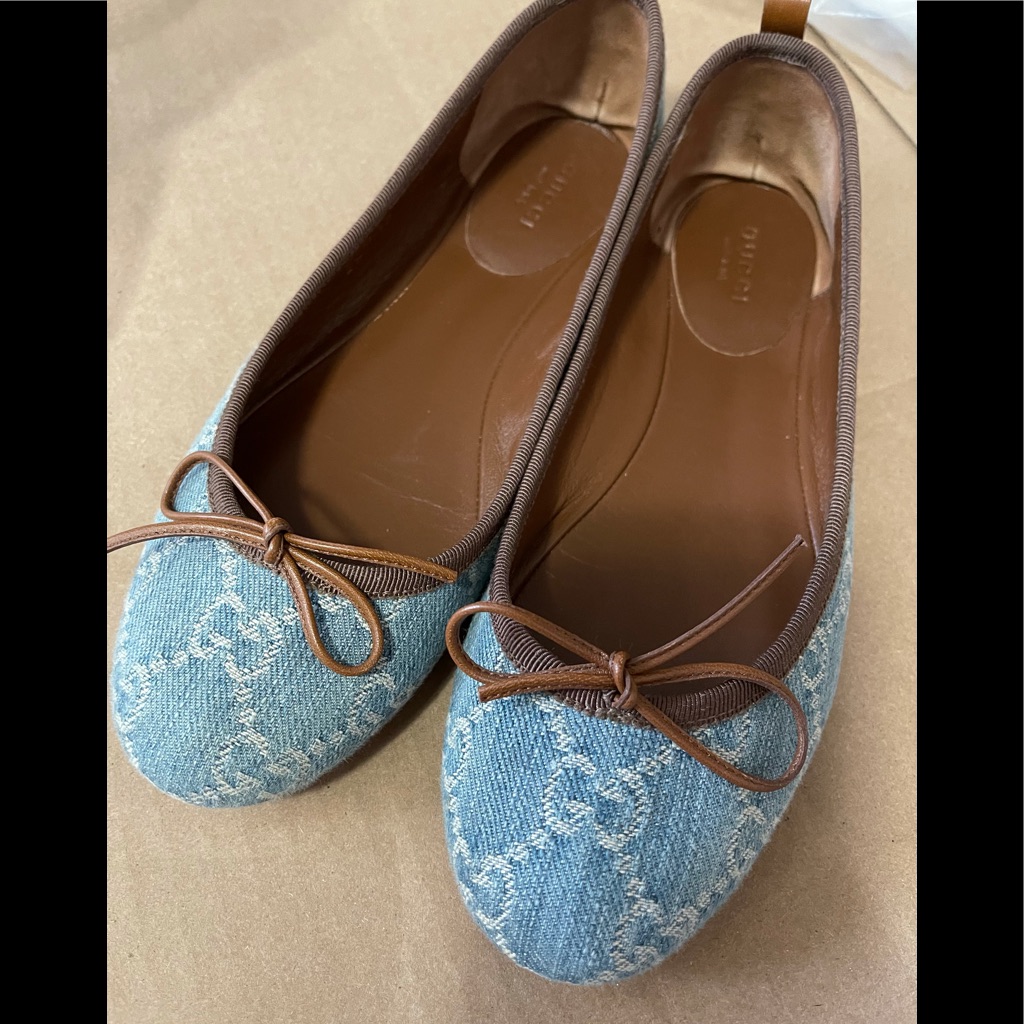 Gucci Flat.